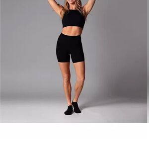 NWT Tavi Black High-Waisted Bike Shorts with Compression Fit and Pockets XS